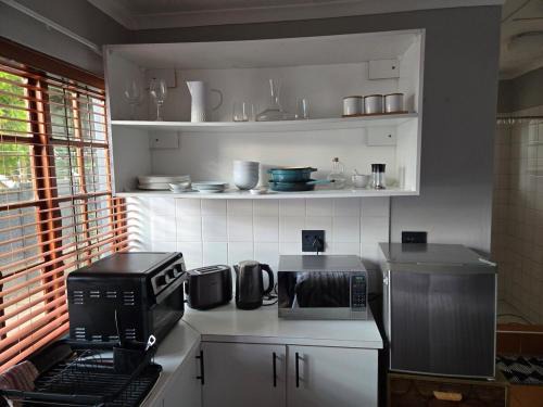 Berea Apartment | Central & cozy Vincent bachelor