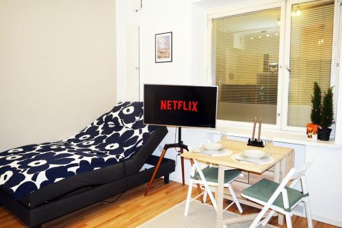 Toolo Apartment | Central Helsinki Studio Near Olympic Stadium