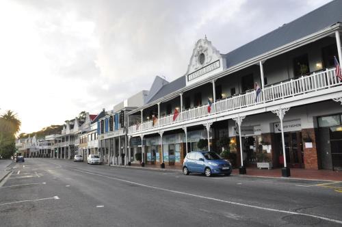 Simon's Town Bed & Breakfast | Central Hotel Guest House