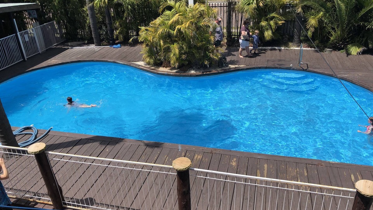Long Jetty Hotel | Central Jetty Motel