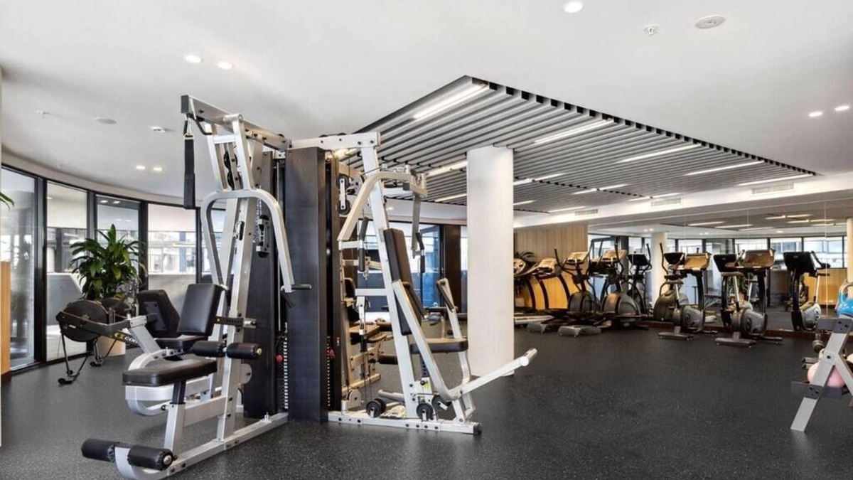 Lyons Apartment | Central located 1Bedroom Apartment in Woden ACT