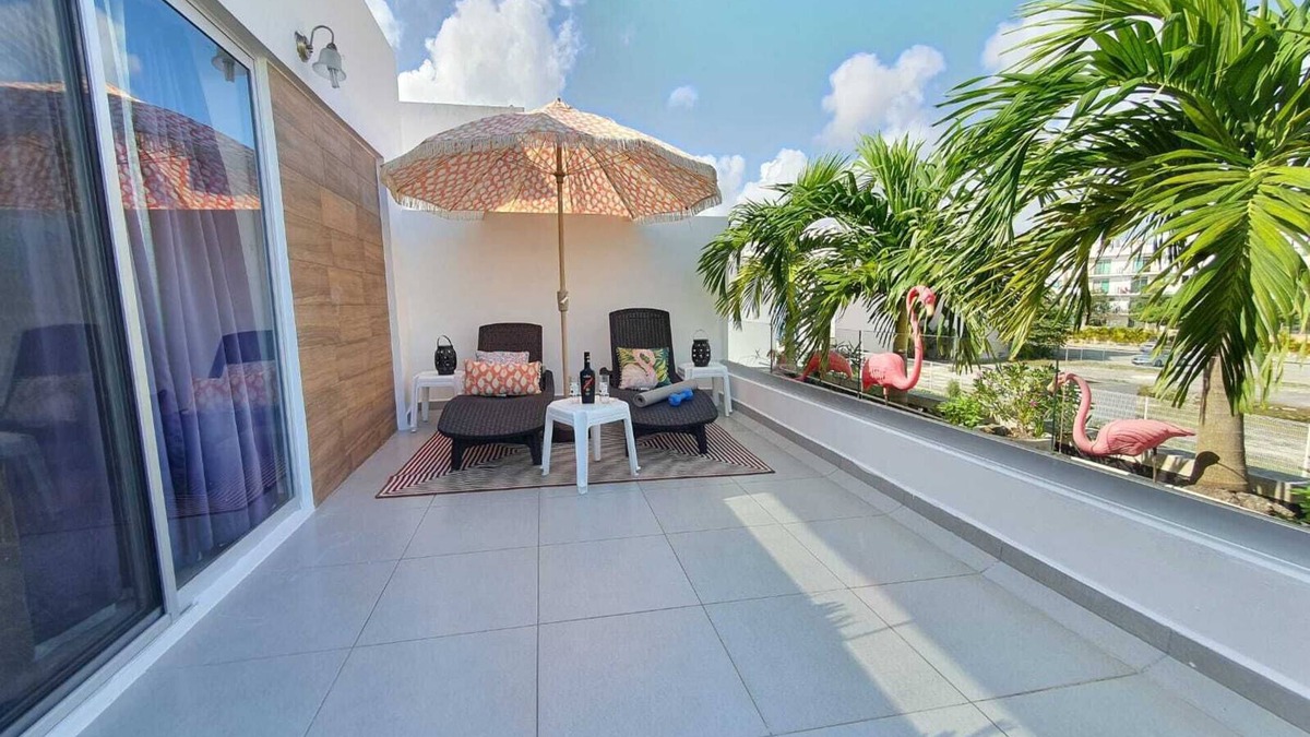 Puerto Juarez House | Central location