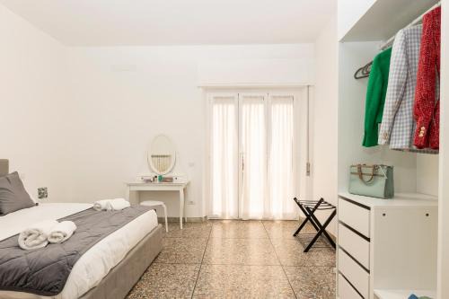 Gianicolense Apartment | Central Modern Apartment - Trastevere & Vaticano