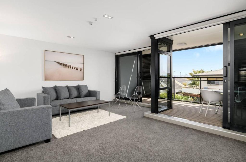 Mount Maunganui Apartment | Central Mount Apartment, Quiet and Spacious with Pool