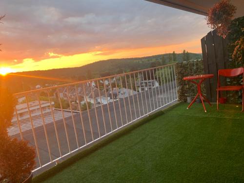 Chaudfontaine Apartment | Central peak of Embourg Apartment