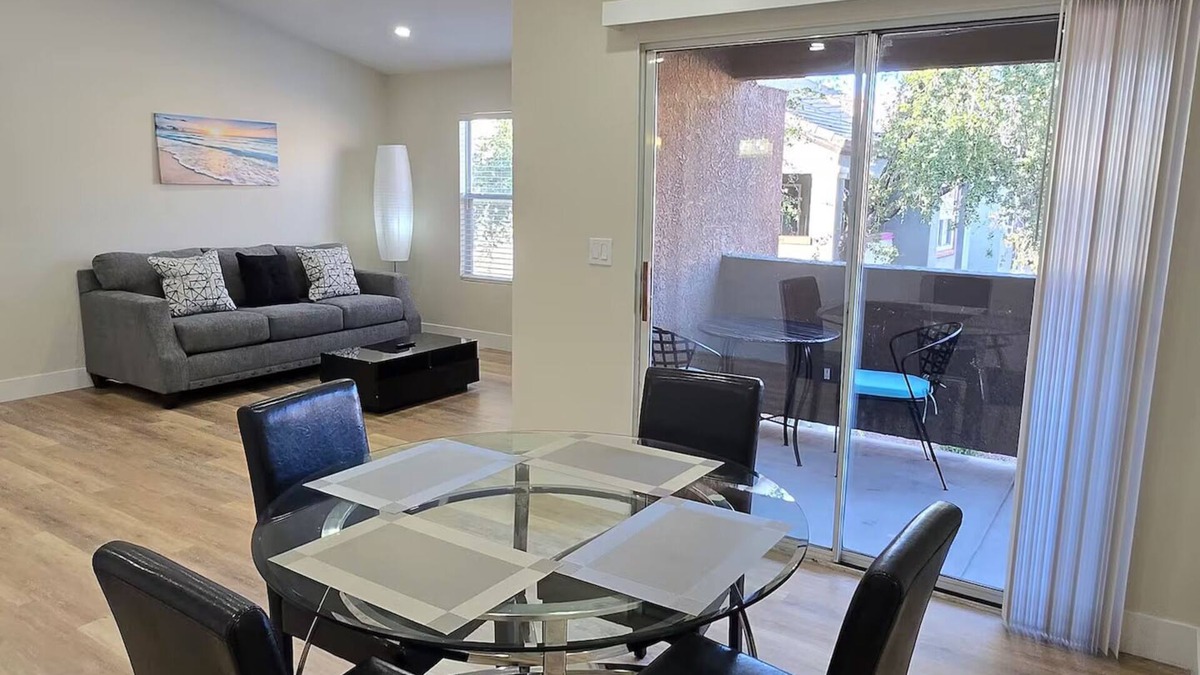 Silverado Ranch Apartment | Central /Prime Location in Henderson