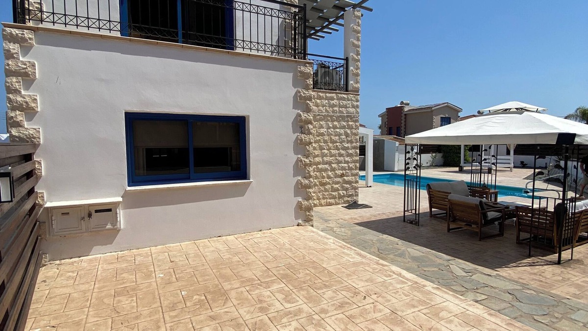 Protaras Villa | Central Protaras, no car necessary. WIFI and UK TV. Short stroll to the beach.