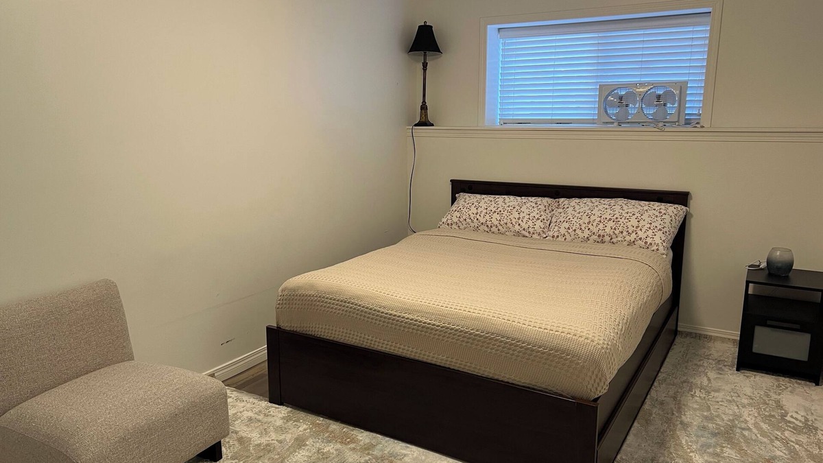 Regina Apartment | Central Regina - Peaceful & Very Central - A walking distance to everything!