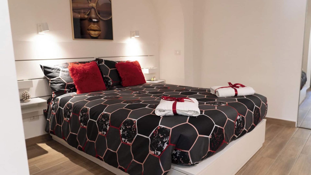 Borgo-Sanzio Apartment | Central Solutio Suite + Self Check-in Late