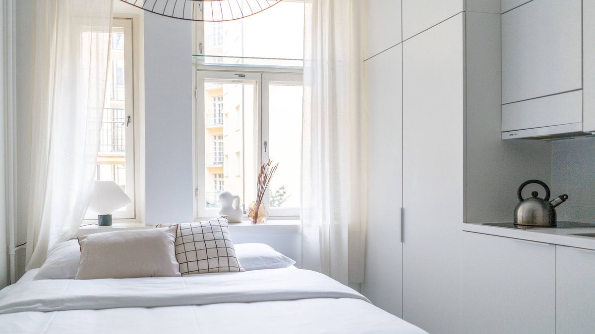 Ullanlinna Apartment | Central studio with spacious bathroom