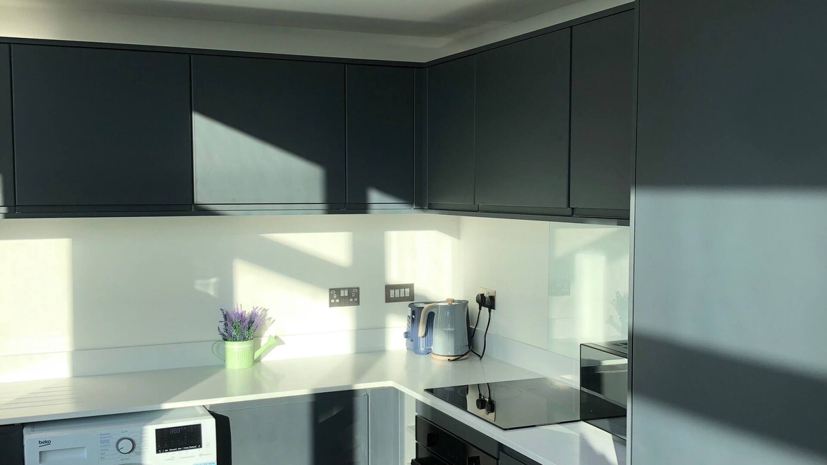 Old Trafford Apartment | Central Trafford Apartment Free Parking