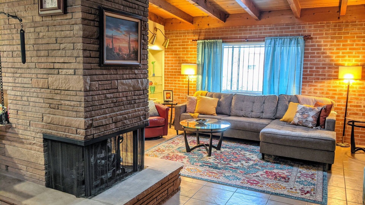 Duffy House | Central Tucson home on quiet cul-de-sac