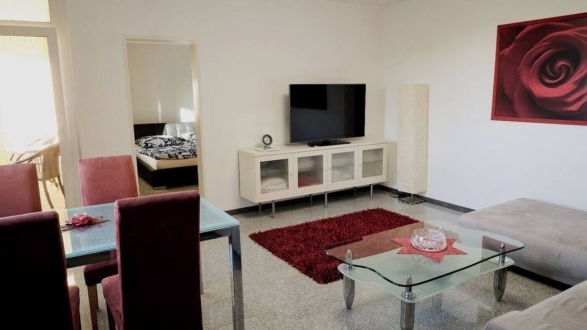 Wolfsburg Apartment | Central vacation apartment