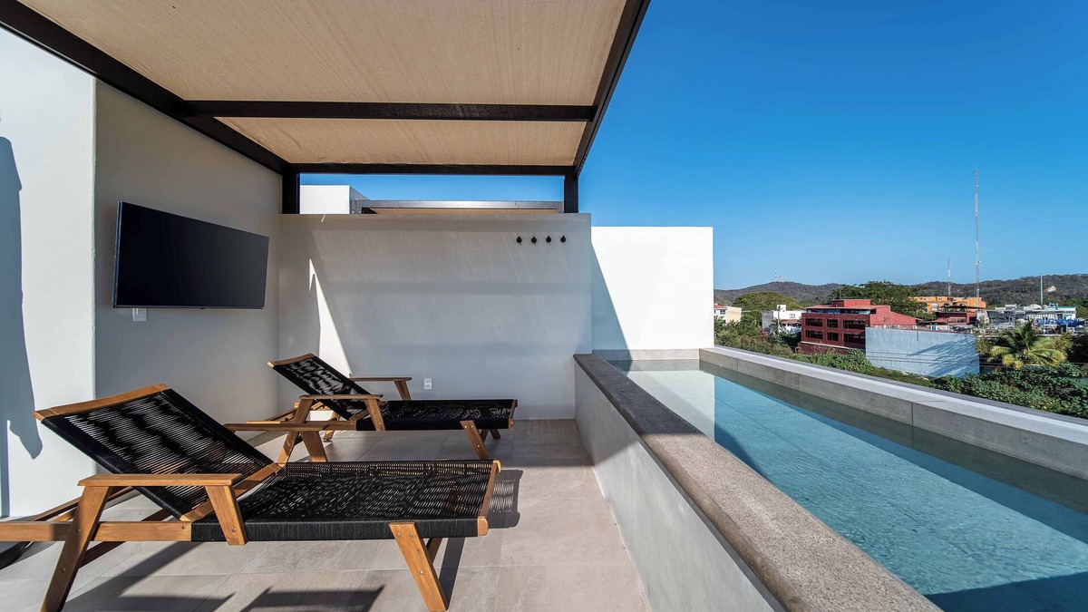 Crucecita Condo | Centrally located with private rooftop terrace and private plunge pool!
