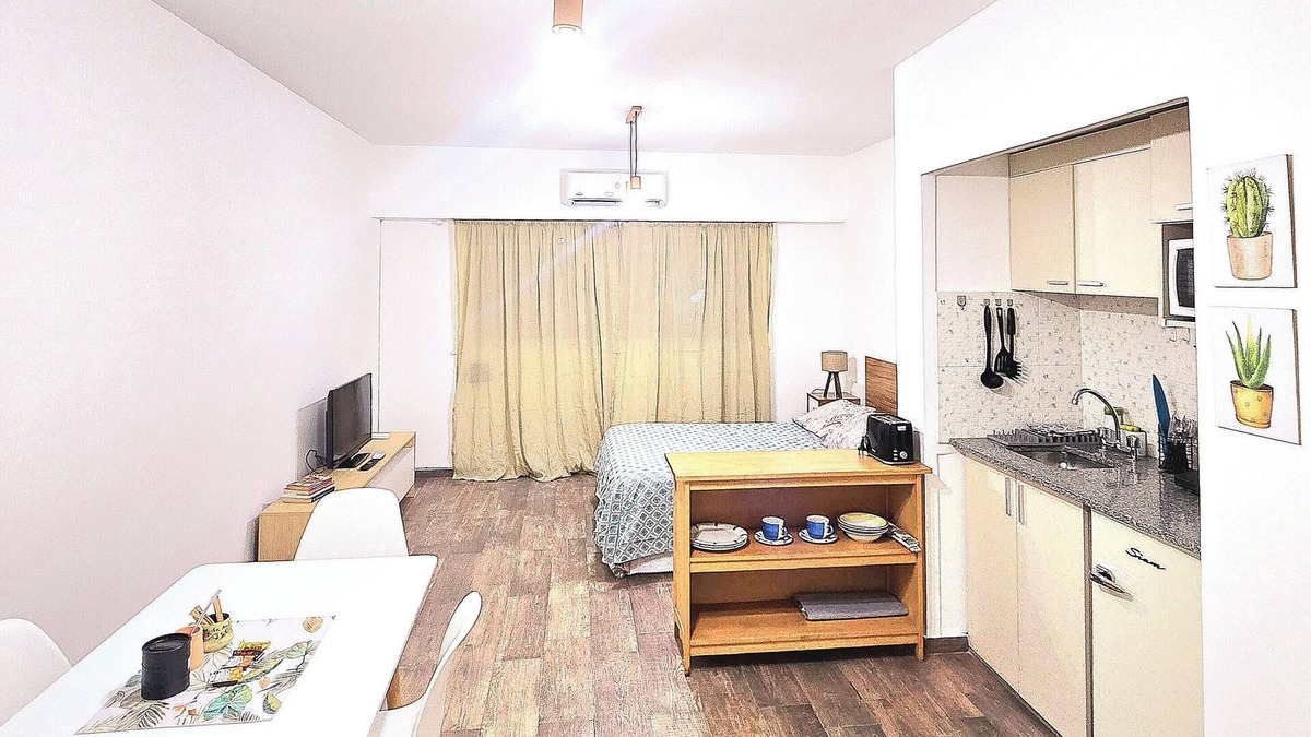 El Centro Apartment | Centrally located studio in Buenos Aires, only 5 blocks from the Obelisco!