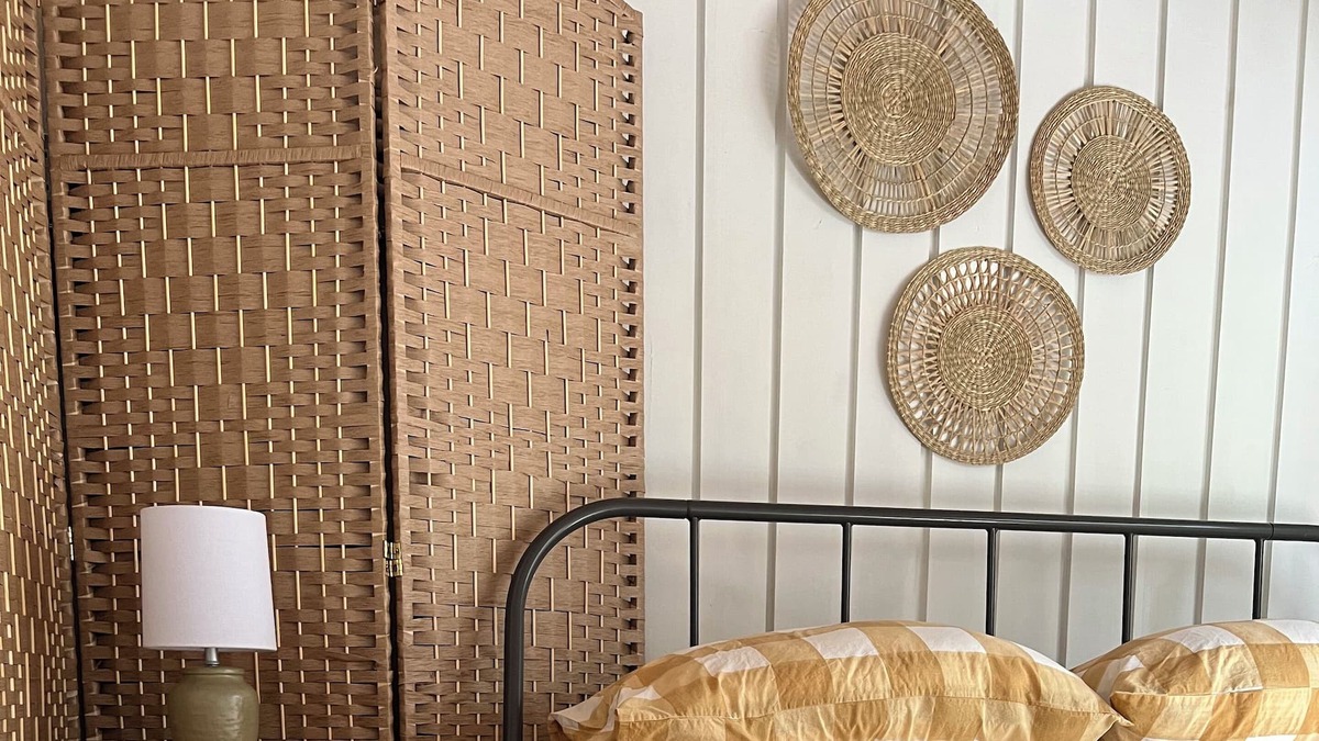 Sauble Beach Cabin | Centrally located cabin in beautiful Sauble Beach. The cutest little getaway!