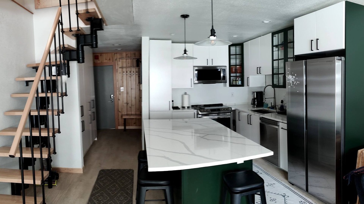 Alyeska Condo | Centrally located family-sized condo.