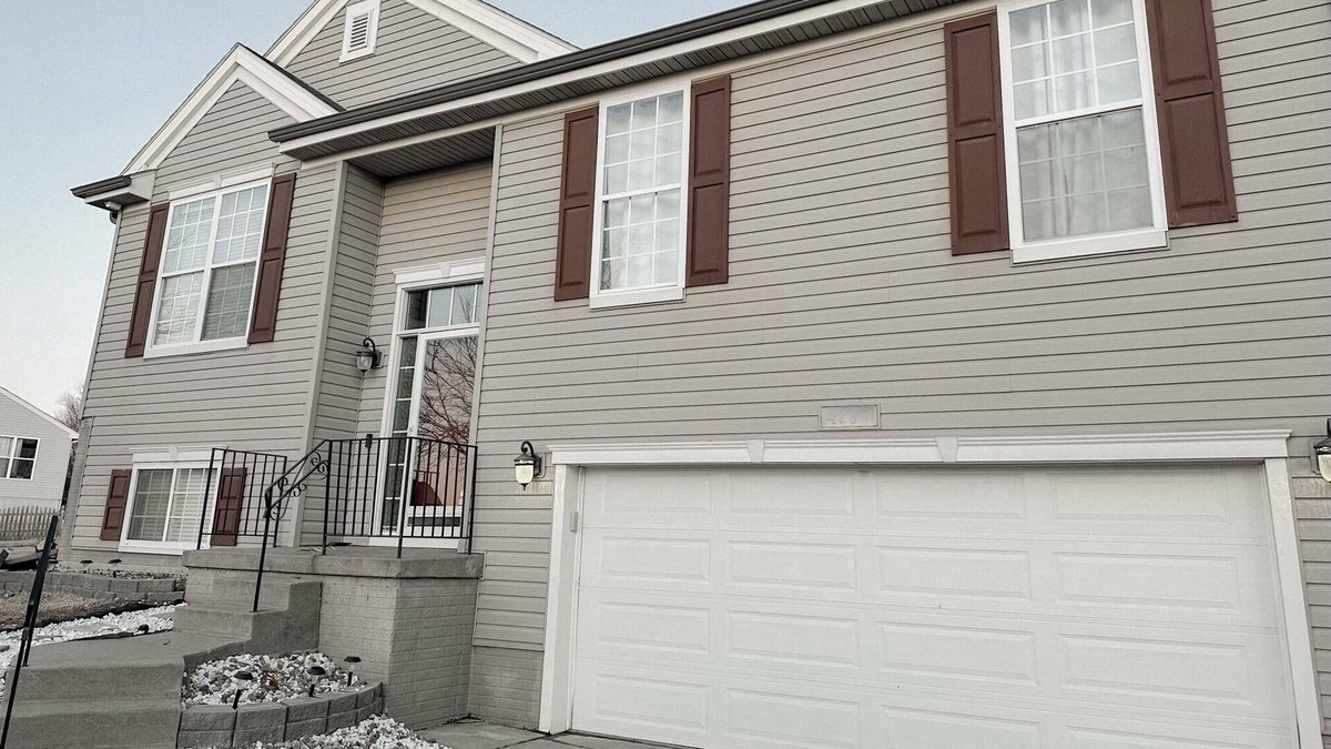 Millard House | Centrally Located Family Friendly Home in Quiet and Safe Neighborhood
