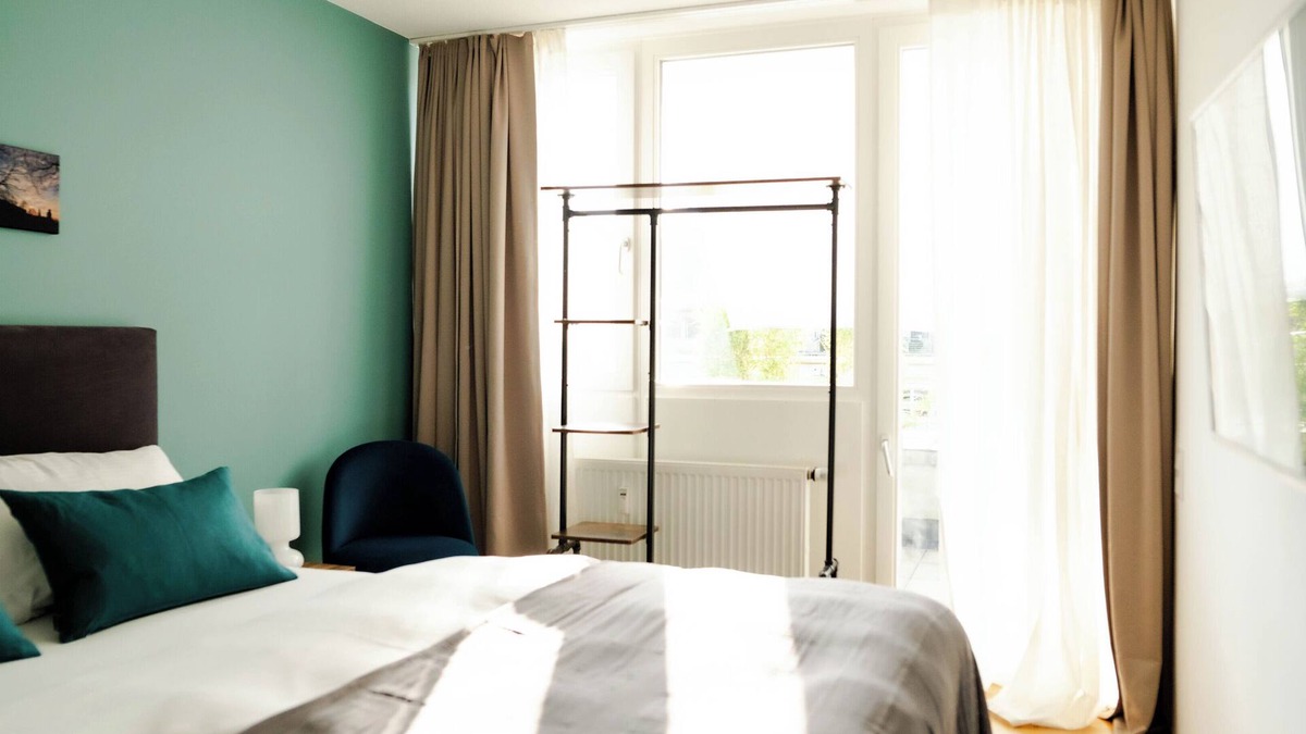 Land in Sonne Apartment | Centrally located flat with 2 roof terraces for 6 people near Oktoberfestn