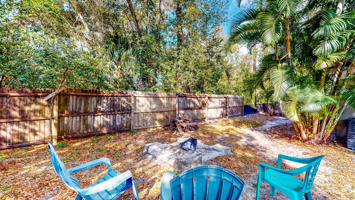 Casselberry House | Centrally located home with a firepit, recently renovated, & large enclosed yard