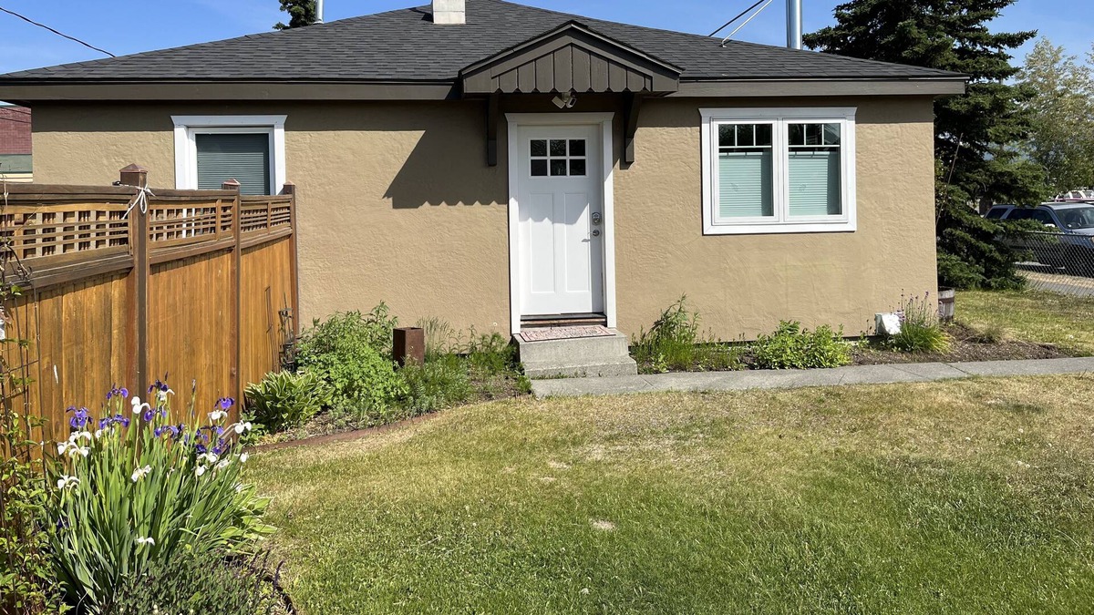 Fairview House | Centrally located in Anchorage