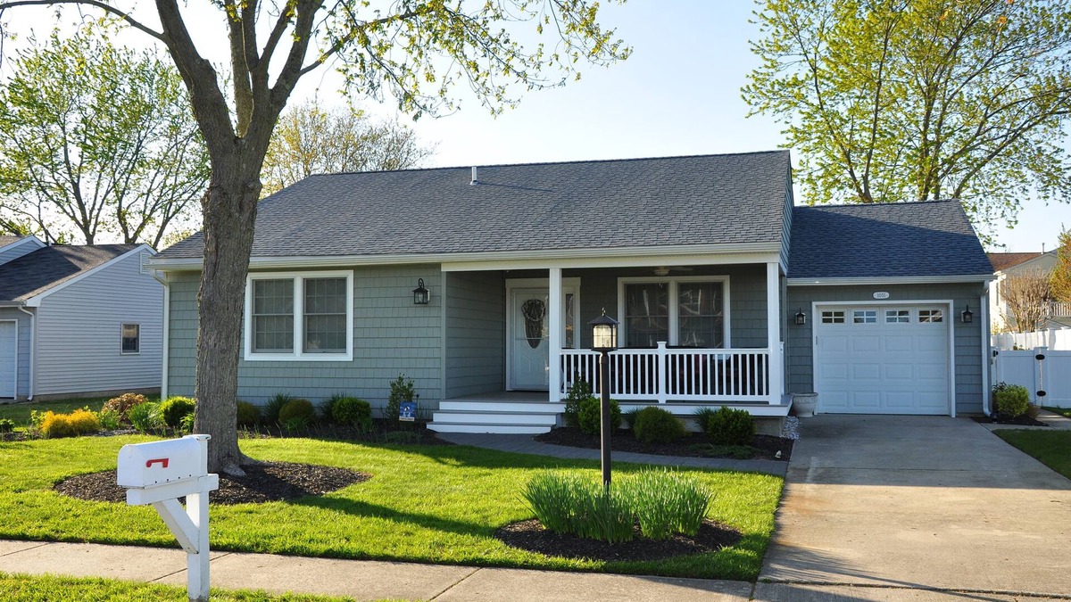 Village Green House | Centrally Located Ranch Home With Fenced In Backyard & Two Master Bedrooms