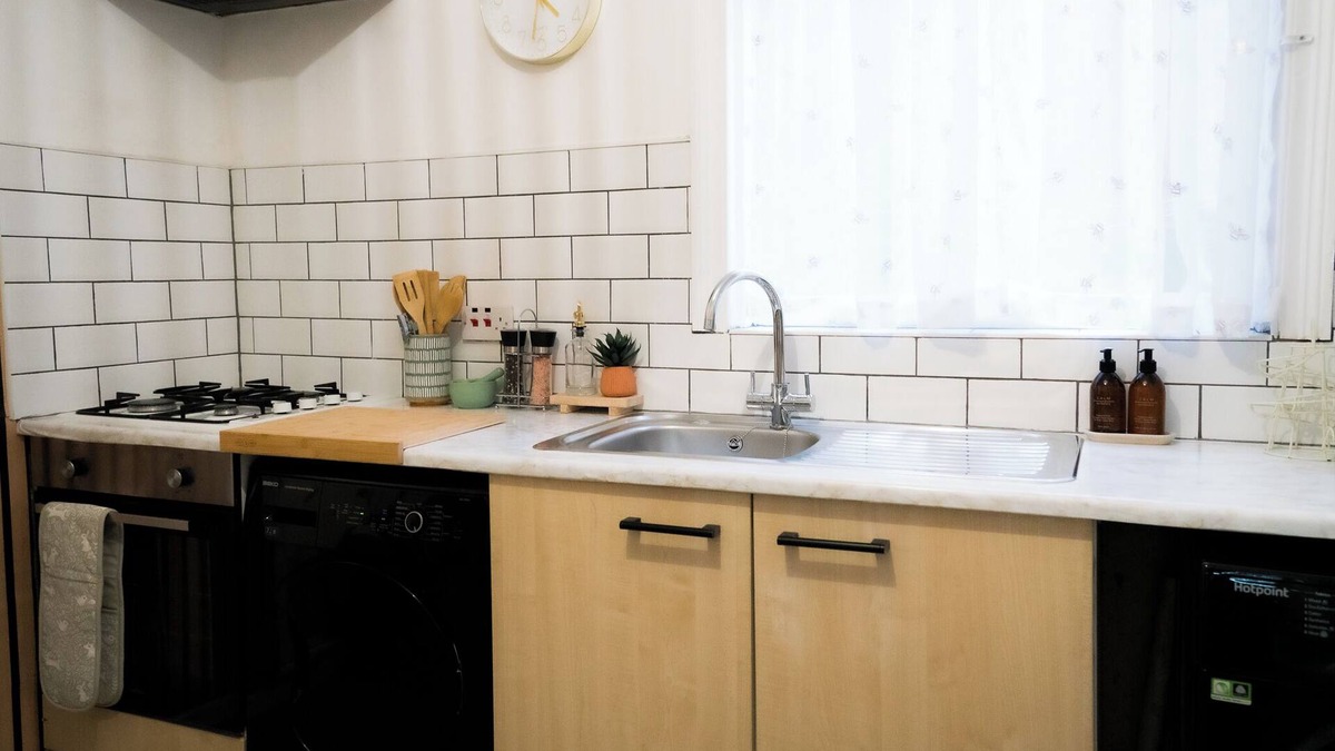 Whitley Bay Apartment | Centre of Whitley Bay Short & Long Stay