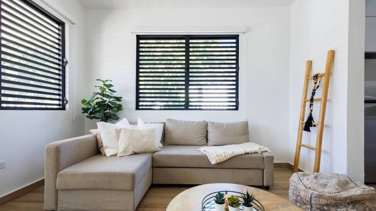 Eleanor Roosevelt House | Centric Boho Haven in Hato Rey | Unit 1