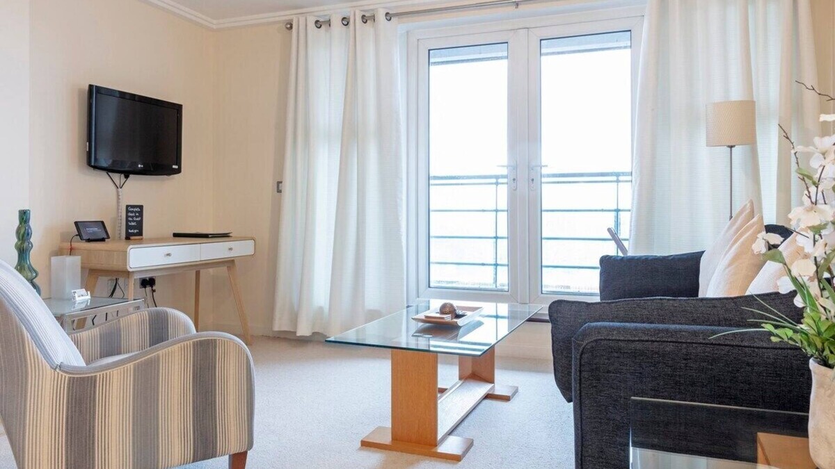 Woking Apartment | Centrium 06 at Oakdale Apartments