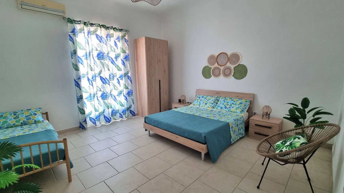 Porto Empedocle Apartment | CentroMare Living beachfront apartment a stone's throw from the center.