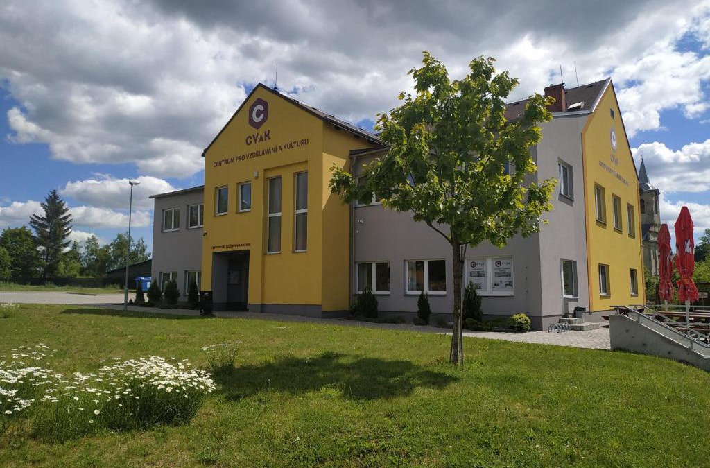 Novy Oldrichov Hotel | Centrum pro vzdělávání a kulturu