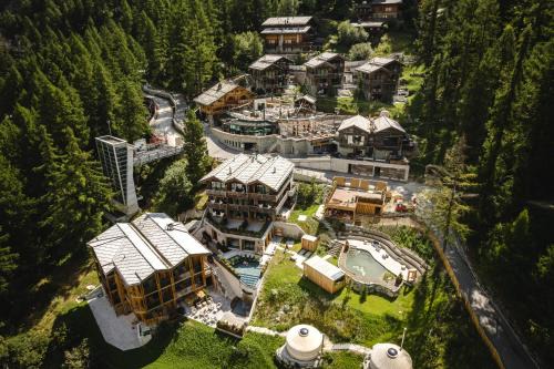 Zermatt Hotel | CERVO Mountain Resort