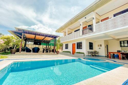 Liliw Villa | Cevy's Place - Exclusive Resthouse