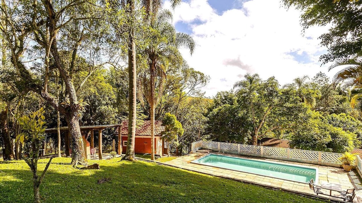 Suzano House | Chácara c wifi, churrasq, pisc, lazer,pet friendly