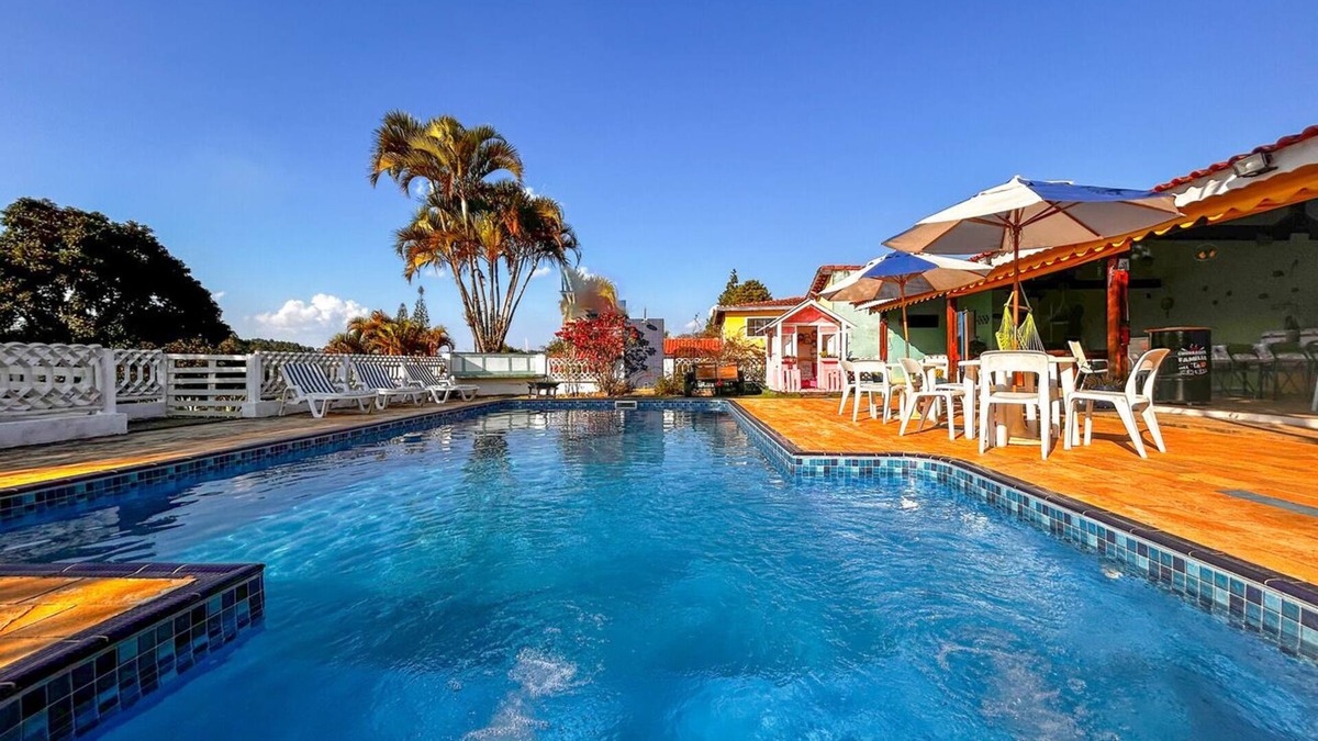 Mairinque Ski Chalet | Chácara com piscina, churrasqueira, WiFi e quadra