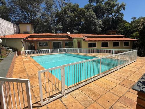 Itatiba House | Chácara com piscina e churrasqueira
