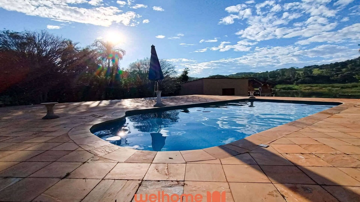 Cassia House | Chácara em Cássia com Piscina e vista Lago