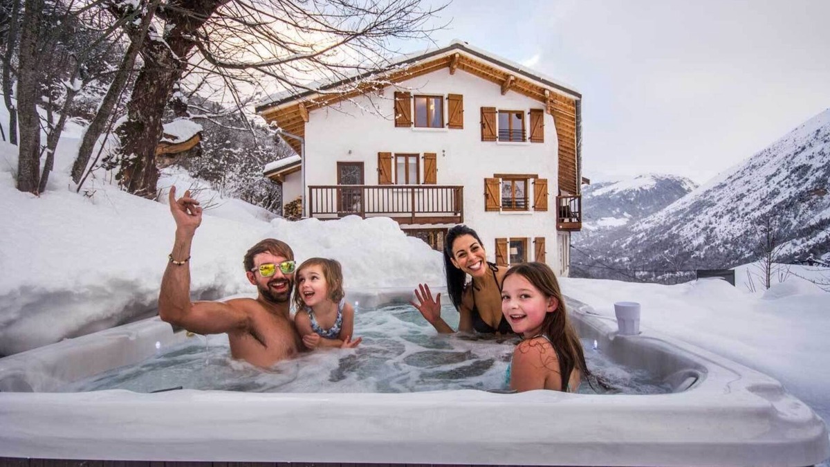 Les Varcins Ski Chalet | Chalet Broski - Luxury near St Martin De Bellville