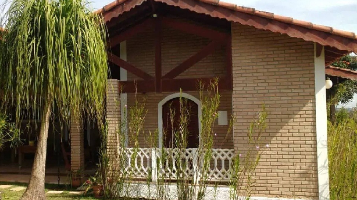 Jardim Estancia Brasil House | Chacara in Atibaia for rent with swimming pool with solar heater and wi-fi