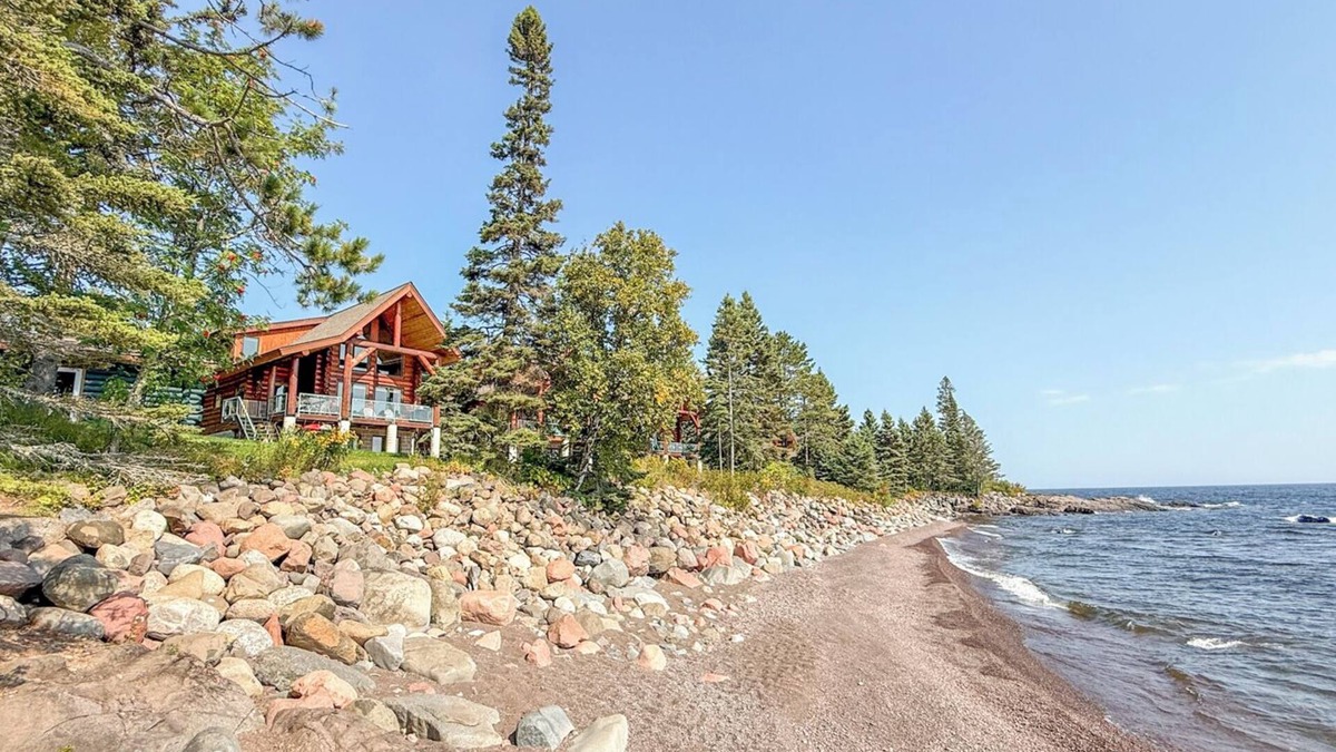 Tofte House | Chaika - Lake Superior - Schroeder, MN
