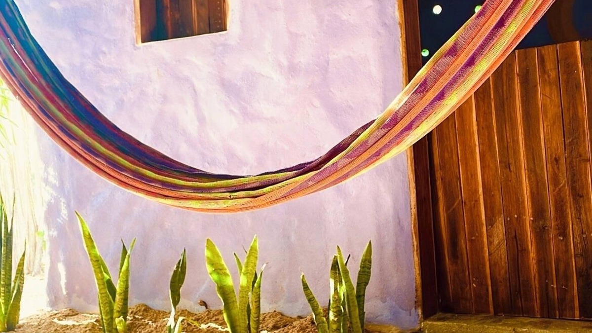 Icarai de Amontada Bed & Breakfast | Chalés Rústicos 600m da Praia /Rustic Cottages Walking Distance From the Beach