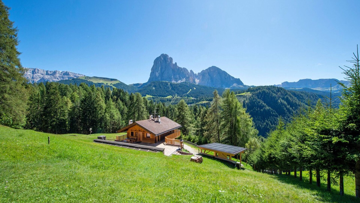 Santa Cristina Val Gardena Ski Chalet | Chalet Aghel 145A