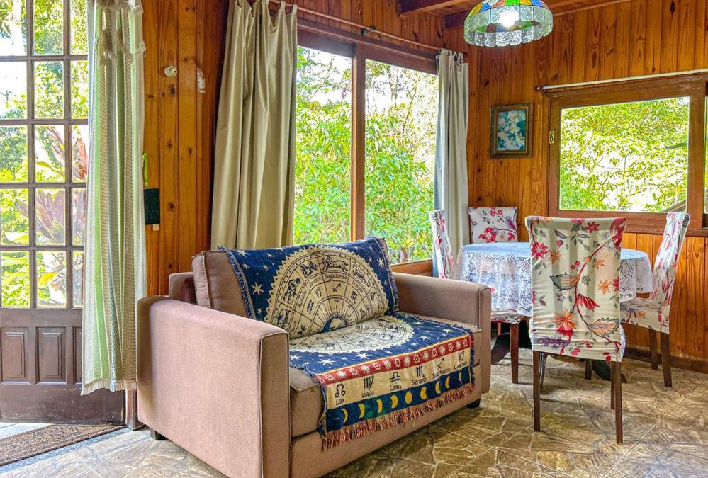 Lumiar Ski Chalet | Chale com churrasqueira e lazer Nova Friburgo RJ
