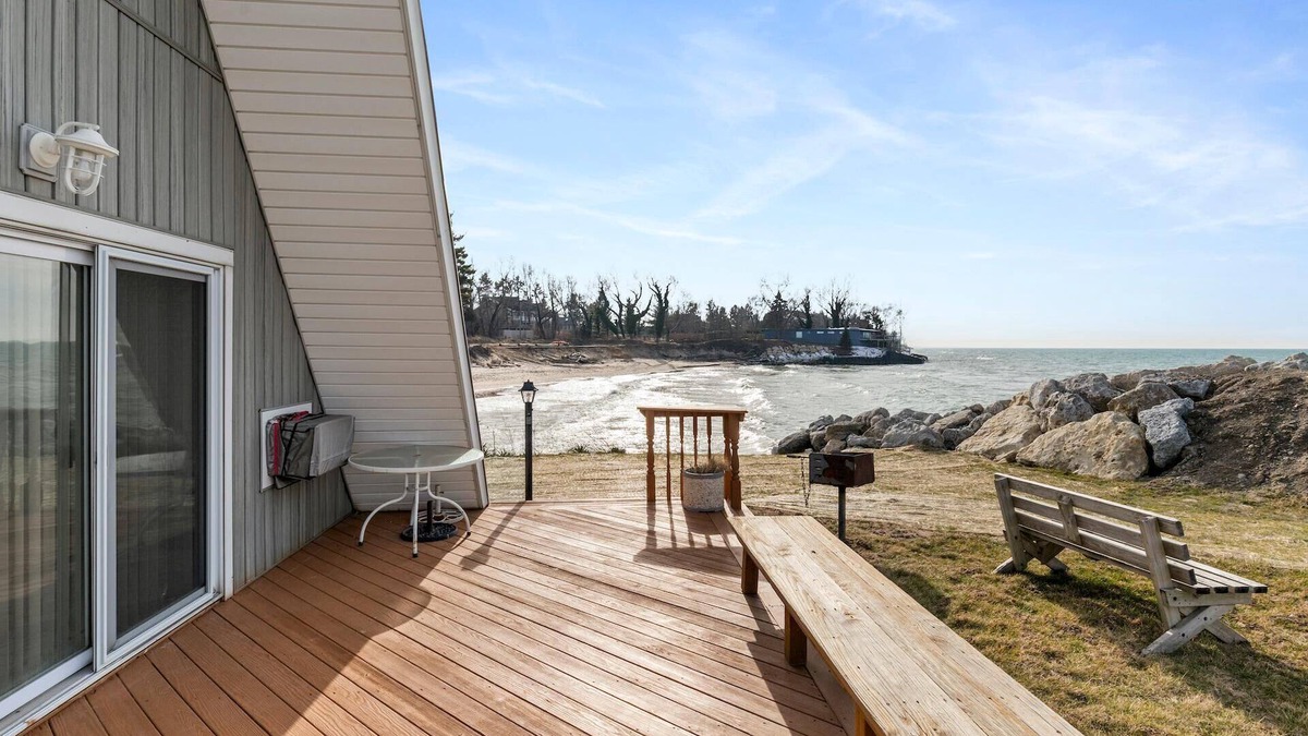 Stevensville Villa | Chalet #01 - Two Bedroom Villa, Sleeps 6