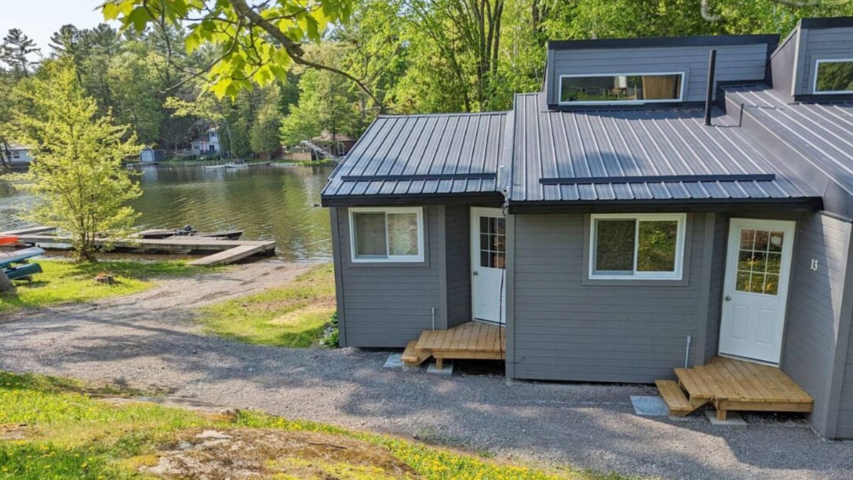 Havelock-Belmont-Methuen Ski Chalet | Chalet #12 - Two-Bedroom Suite