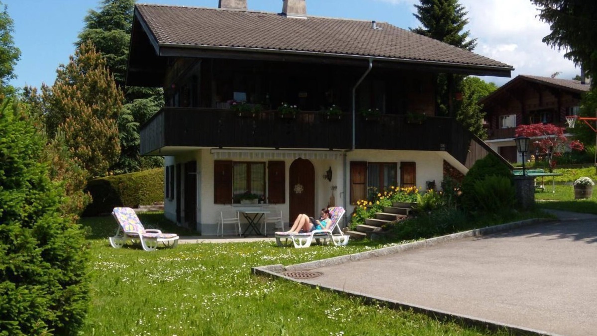 Aeschi bei Spiez Ski Chalet | Chalet "Akalei" with mountain view
