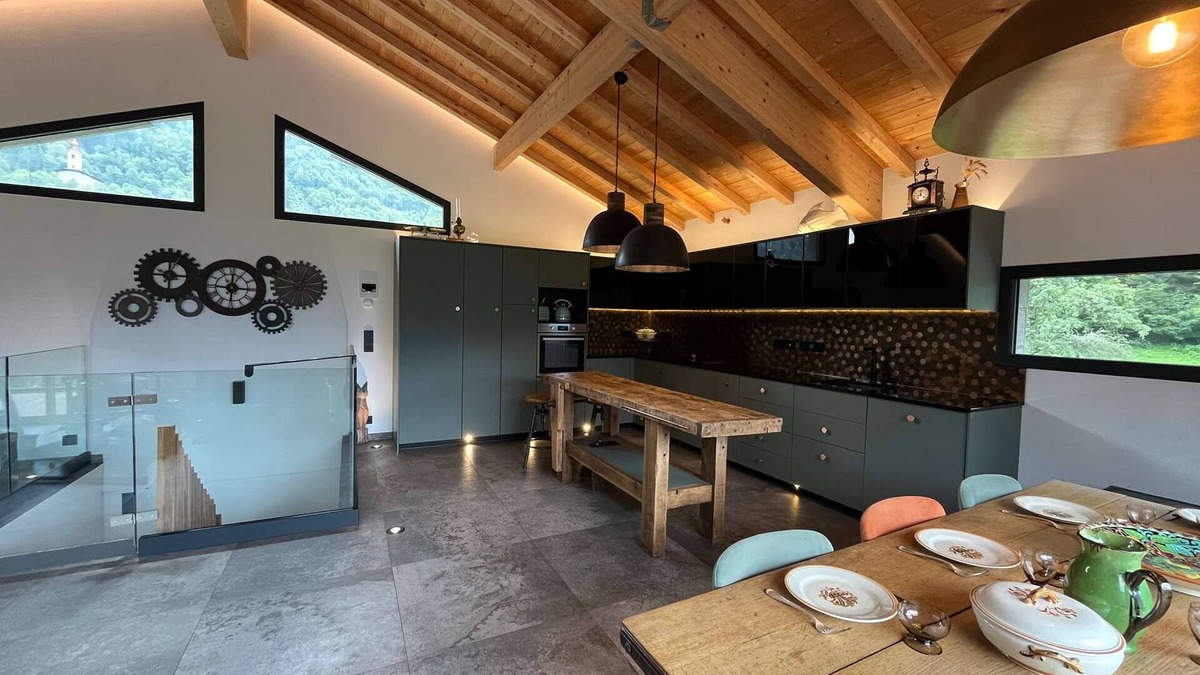 Landry Apartment | Chalet at the foot of the ski resorts with spa