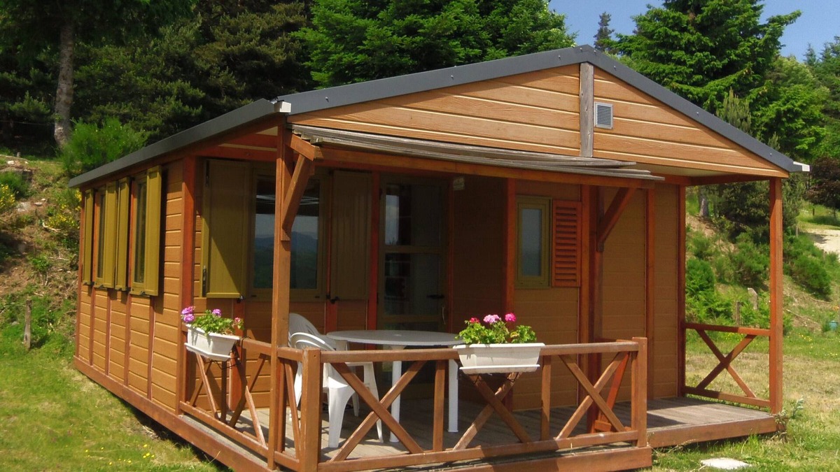 Montusclat Ski Chalet | Chalet-Basic-Private Bathroom-Mountain View