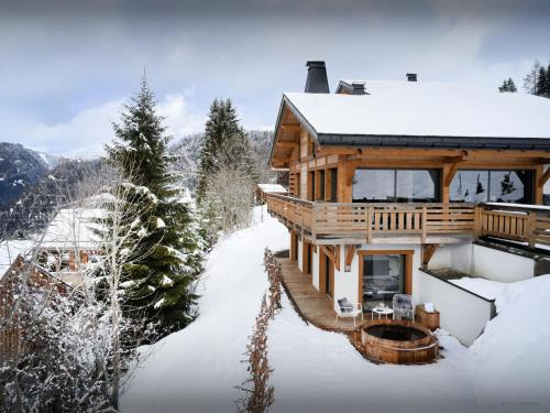 La Clusaz Ski Chalet | Chalet Bella Cha - OVO Network