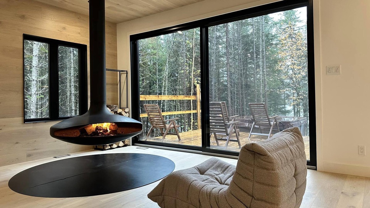 Saint Donat Ski Chalet | Chalet Luxueux Scandinave et Moderne à 5 min du Mont Garceau
